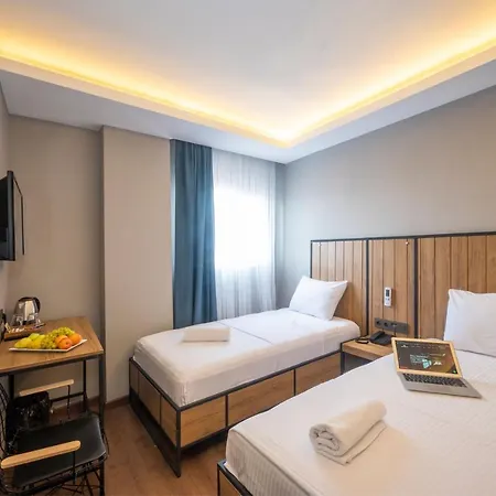 Dem Hotel